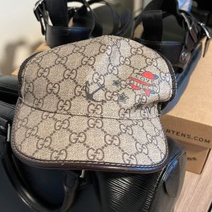 Gucci canvas and mesh hat
